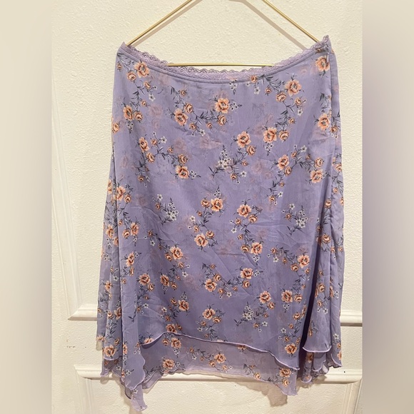 Free People garden party Floral Skirt in Lavender - Picture 2 of 5